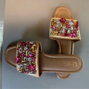 Size 10 Women’s Flats/Sandals that can be worn with almost anything.
